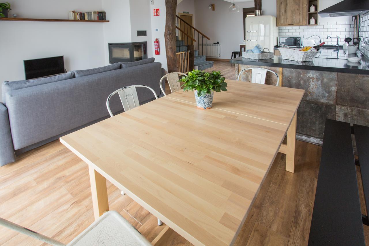 Os Feleitos Guest House Orellan ภายนอก รูปภาพ