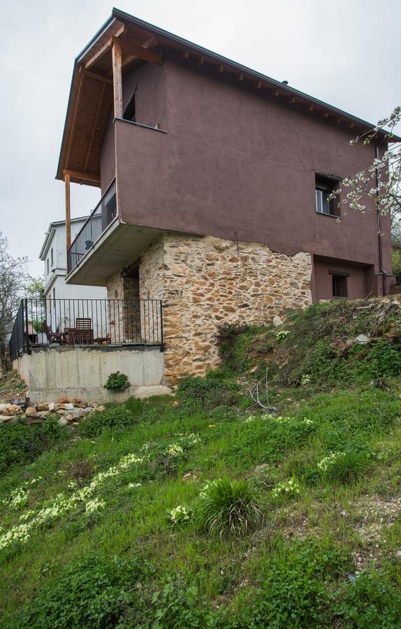 Os Feleitos Guest House Orellan ภายนอก รูปภาพ